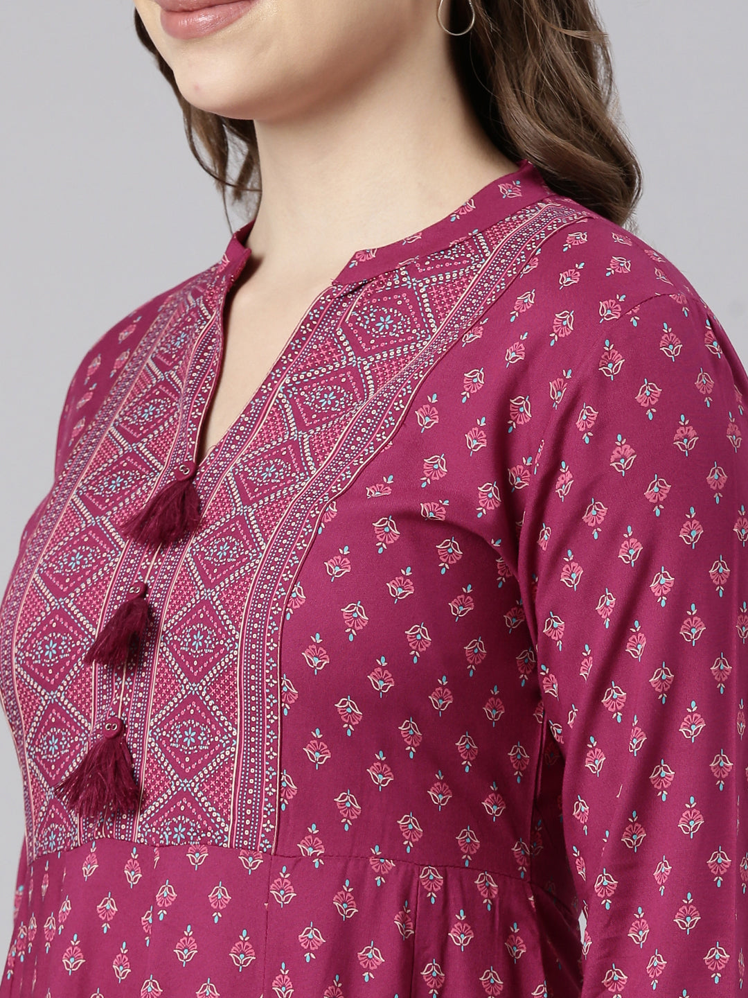 Neerus Pink floral printed straight kurti - detail view 2