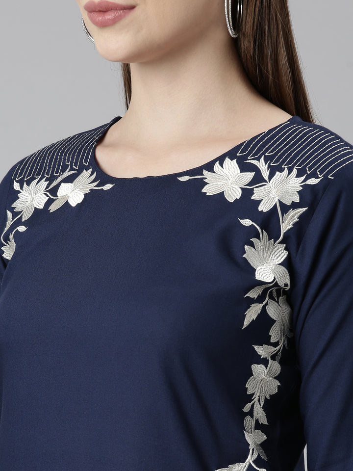 Neerus Blue floral printed straight kurti - detail view 1