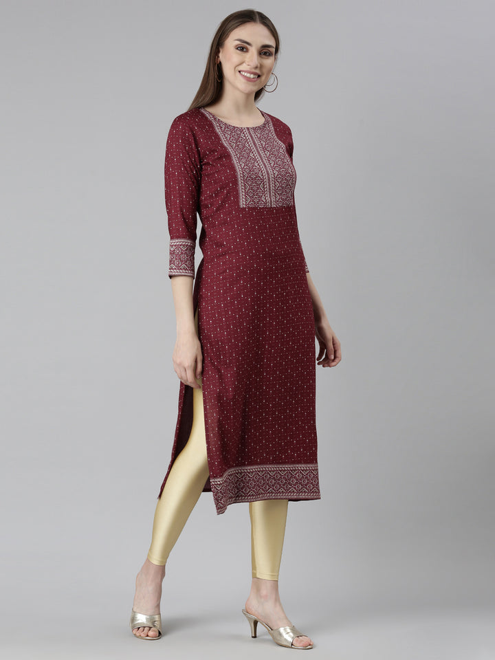 Neerus Maroon bandhani printed straight kurti - back view