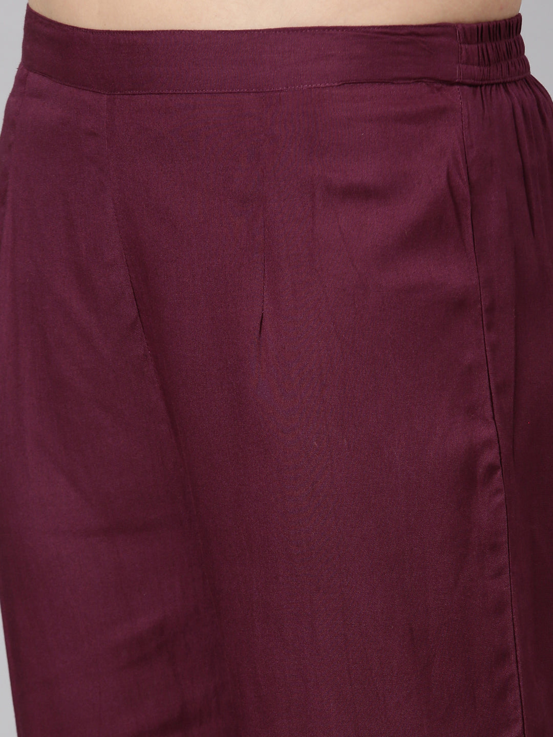 Neerus Purple printed floral straight suit set - detail view 3