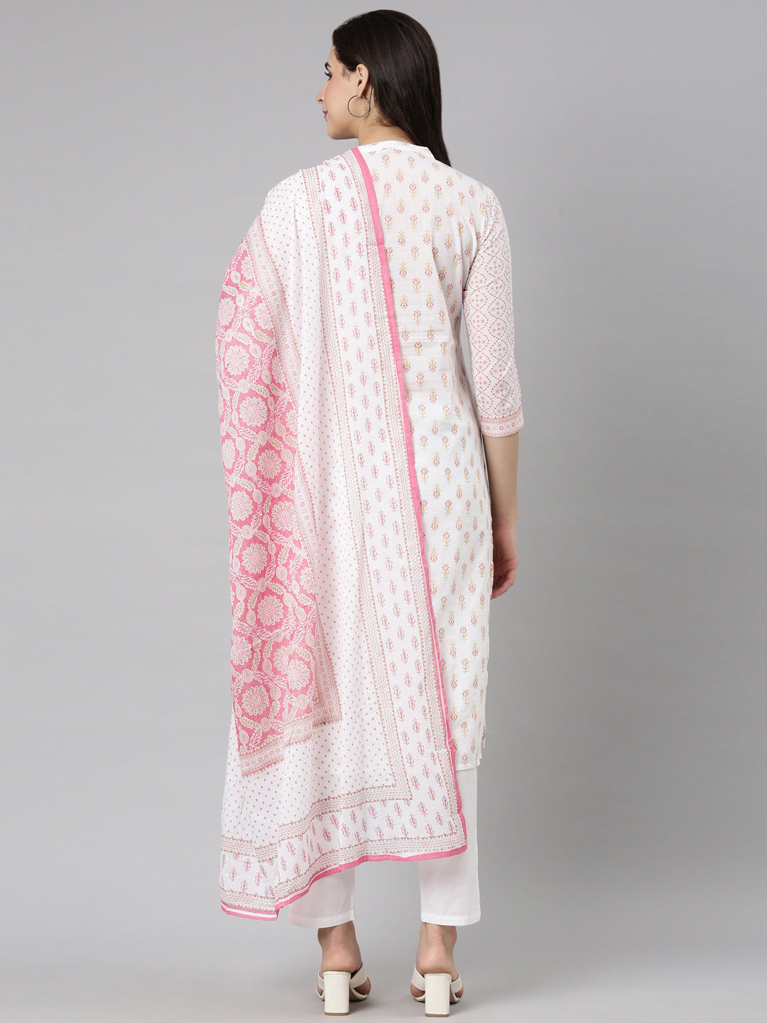 Neerus Pink cotton printed floral suit set - side view