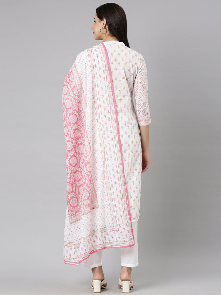 Neerus Pink cotton printed floral suit set - side view