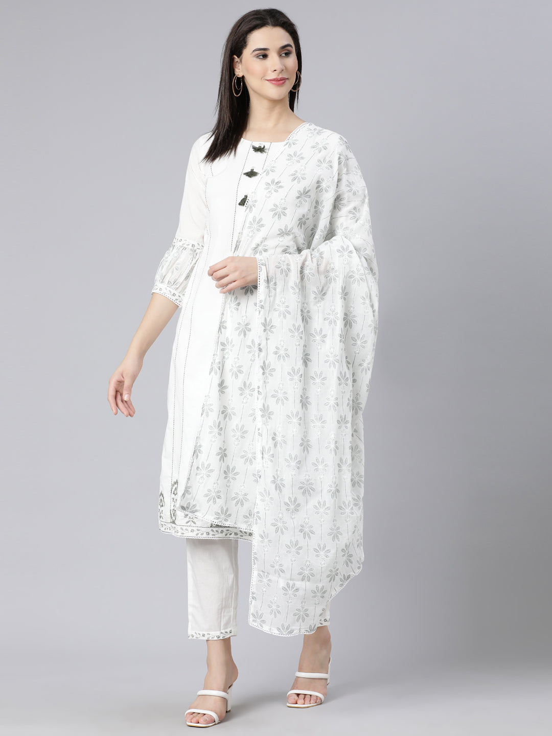 Neerus Green printed straight suit set kurta trouser dupatta - detail view 3