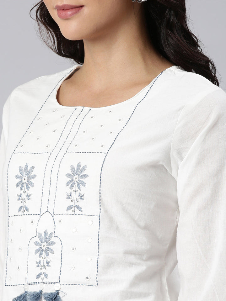 Neerus Blue printed straight suit set - detail view 2