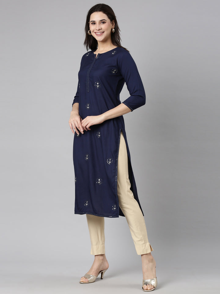 Neerus Blue slub cotton printed straight kurti - back view