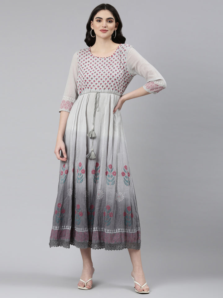 Neerus Grey cotton printed straight dress - front view