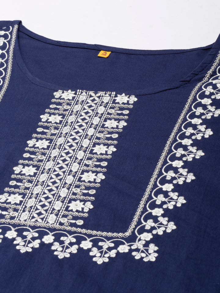 Neerus Blue cotton printed floral straight kurta - detail view 4