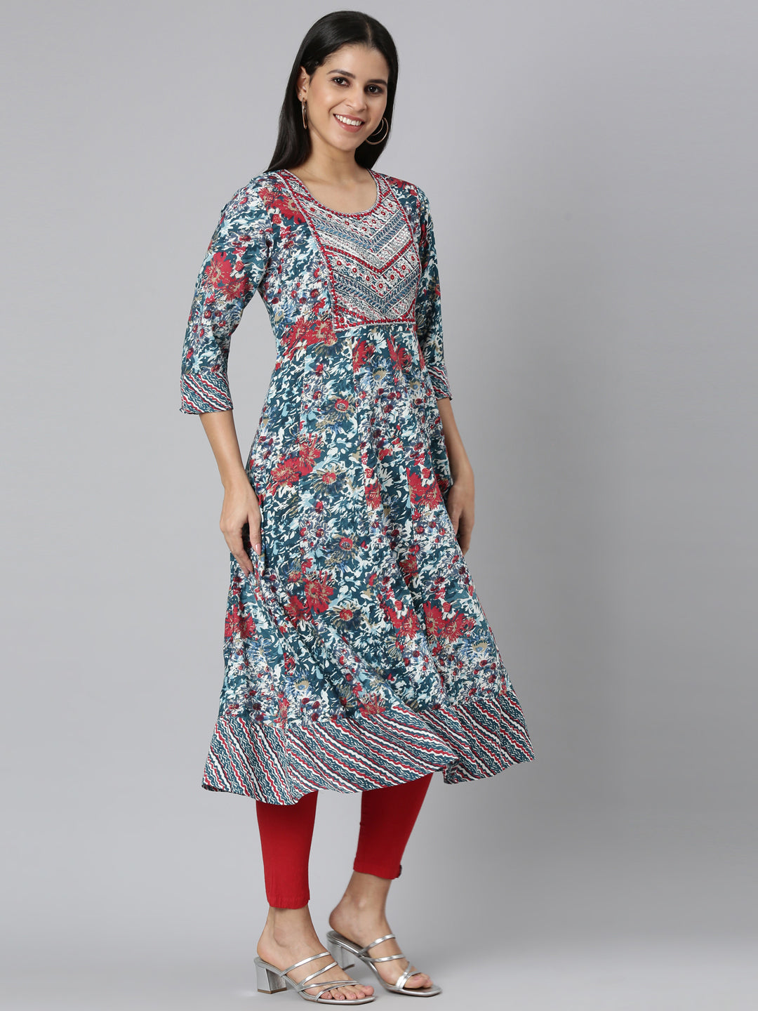 Neerus Green floral printed anarkali kurta - side view
