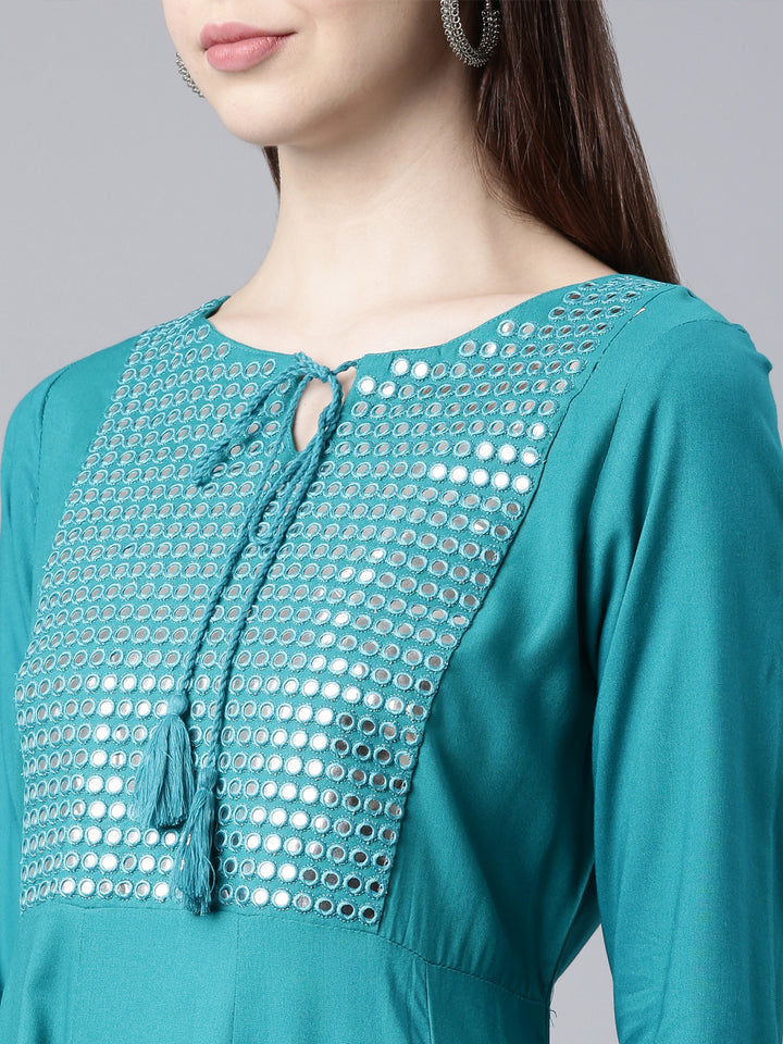 Neerus Green cotton solid anarkali kurta - detail view 2