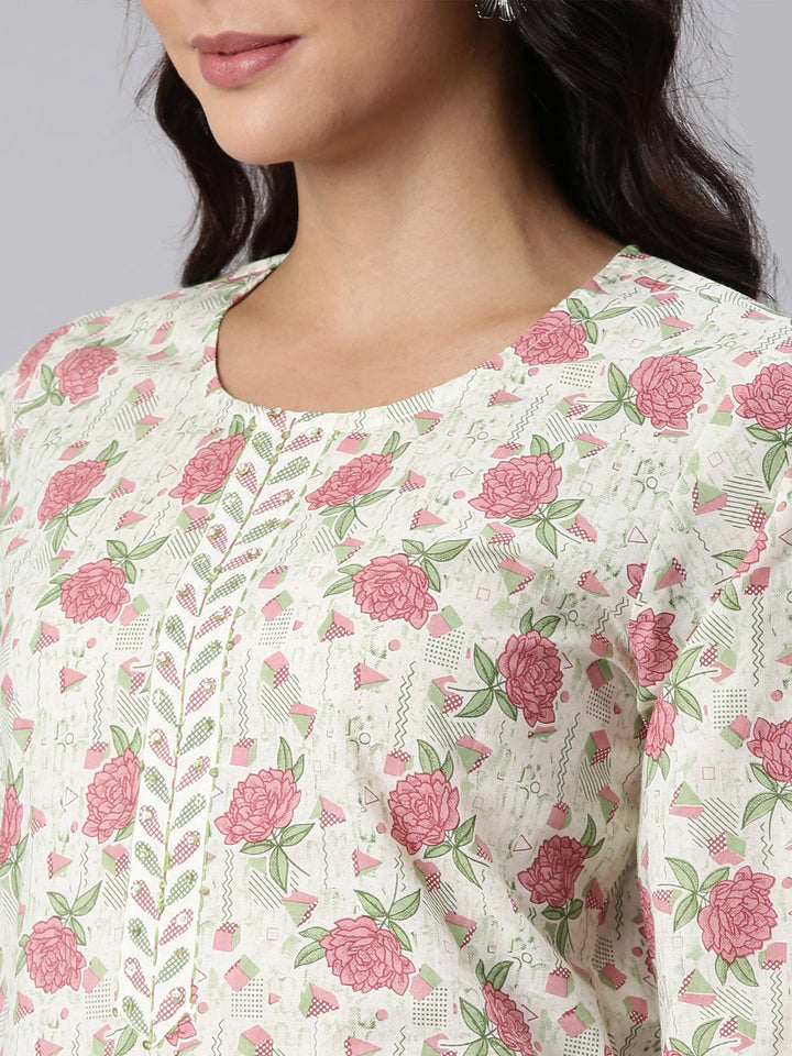 Neerus Pink printed straight suit set panelled kurta with trouser and dupatta - detail view 2