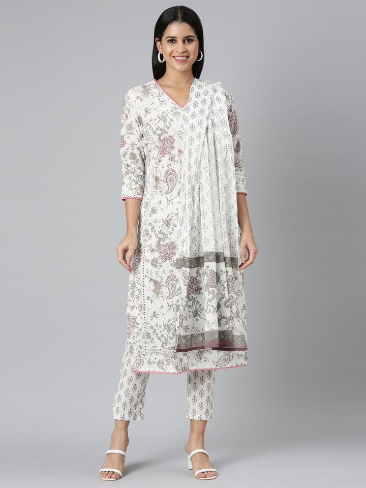 Neerus Lavender Regular Straight Printed Kurta and Trousers With Dupatta
