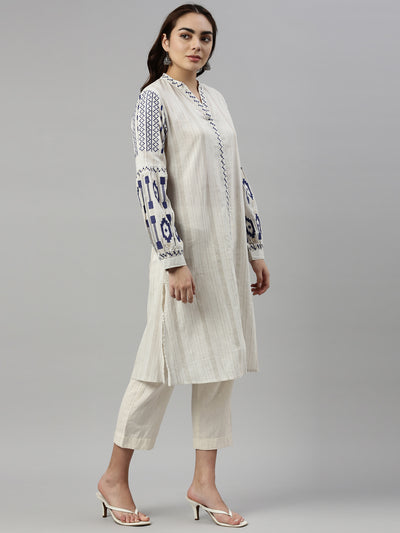 Neerus Women Blue  cream Striped Kurta