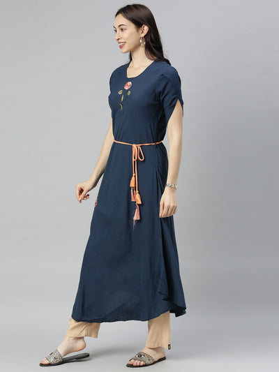 Neerus Women Navy Blue Thread Work Anarkali Kurta