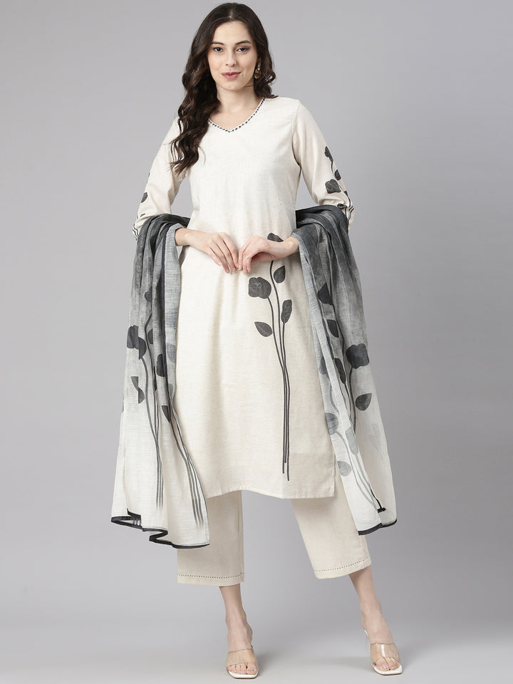 Neerus Off White Solid Straight Kurta and Trousers With Dupatta