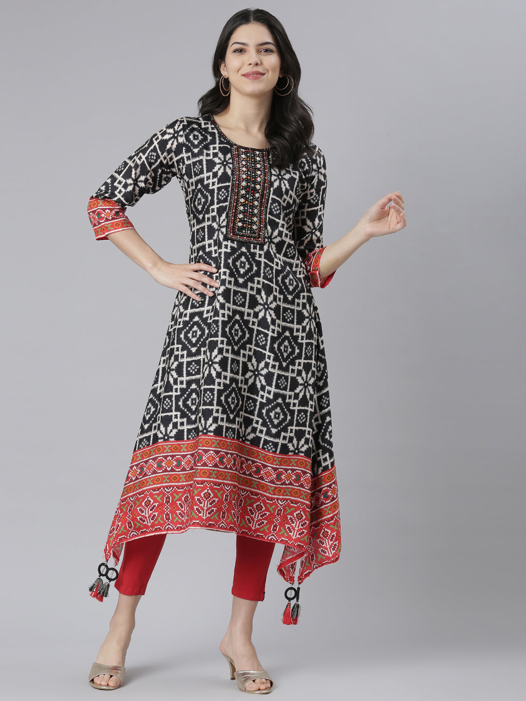Neerus Black rayon high-low kurti - detail view 2