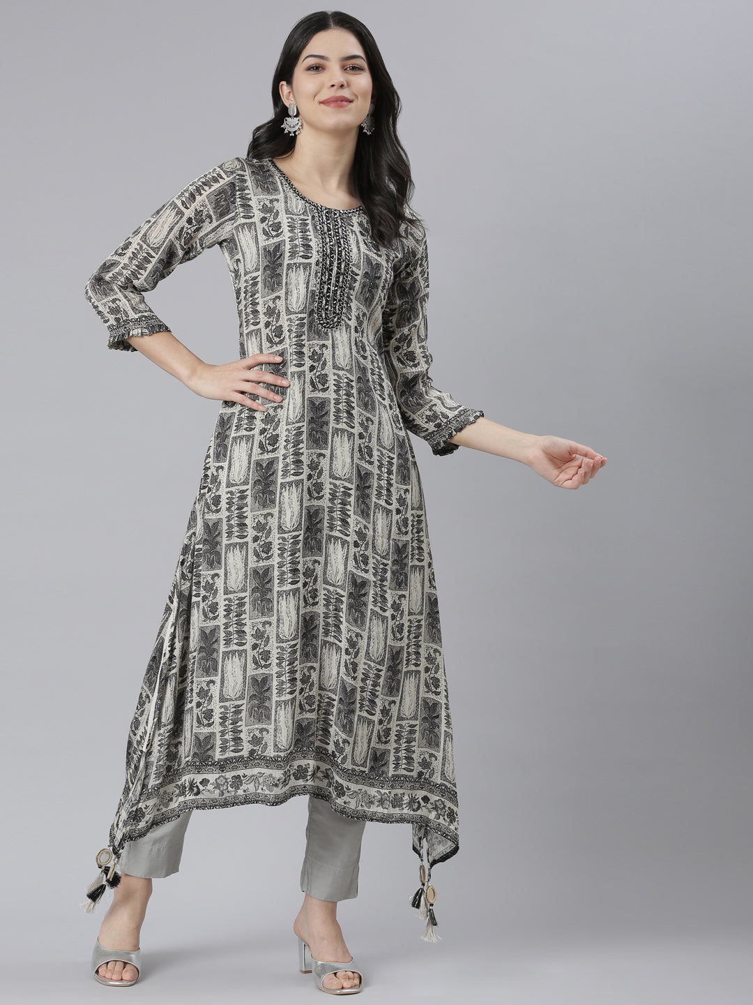 Neerus Black ethnic printed A-Line kurti - detail view 3