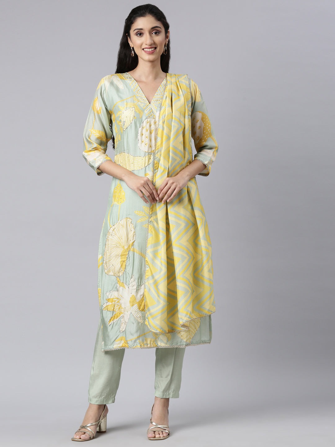 Neerus Green panelled straight suit set - front view