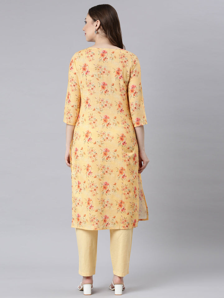 Neerus Multi Panelled Straight Floral Kurta And Trousers