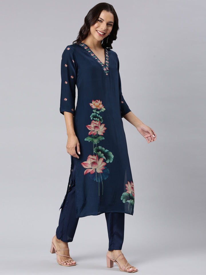 Neerus Blue printed straight suit set - back view