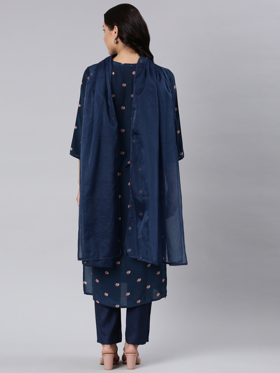 Neerus Blue printed straight suit set - side view