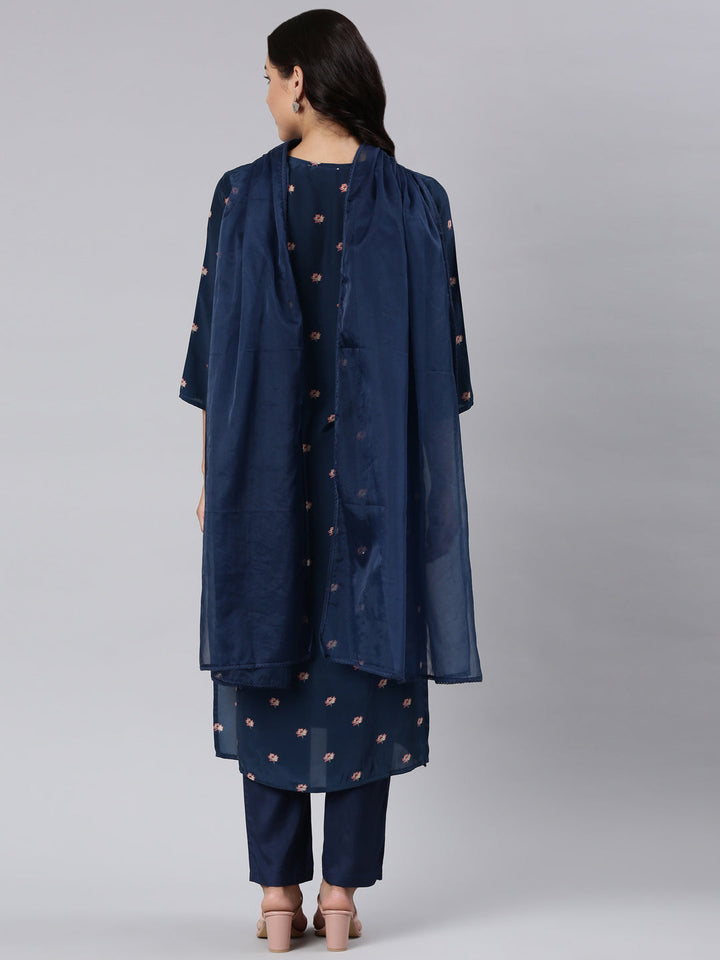 Neerus Blue printed straight suit set - side view