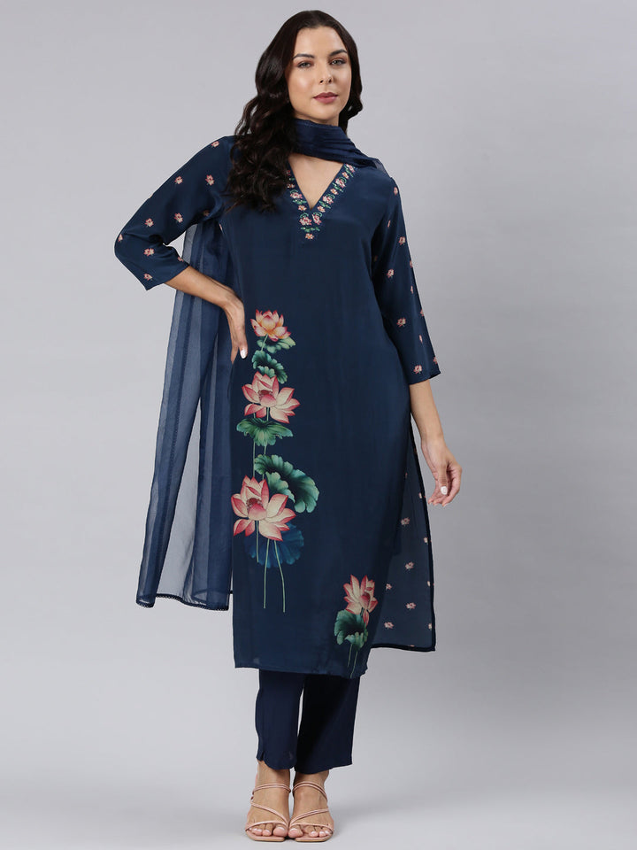 Neerus Blue printed straight suit set - detail view 2