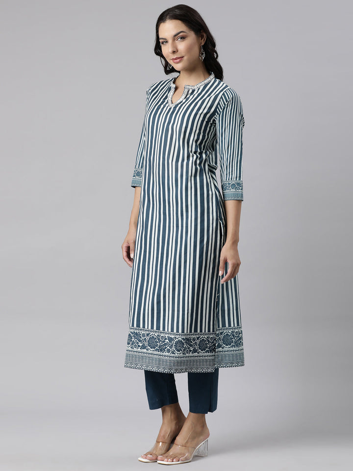 Neerus Blue cotton printed suit set - back view