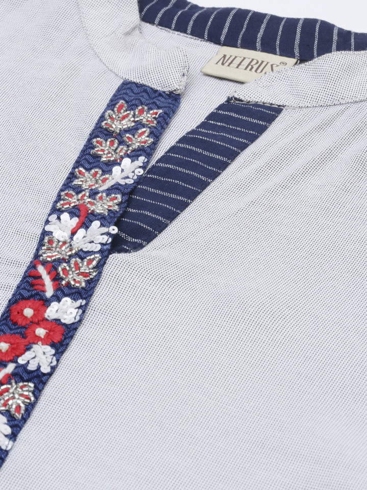 Neerus Grey printed kurta set with palazzo - detail view 1