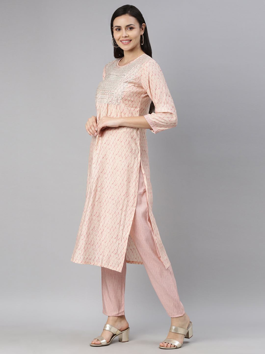 Neerus Women Peach-Coloured Embroidered Kurti with Trousers
