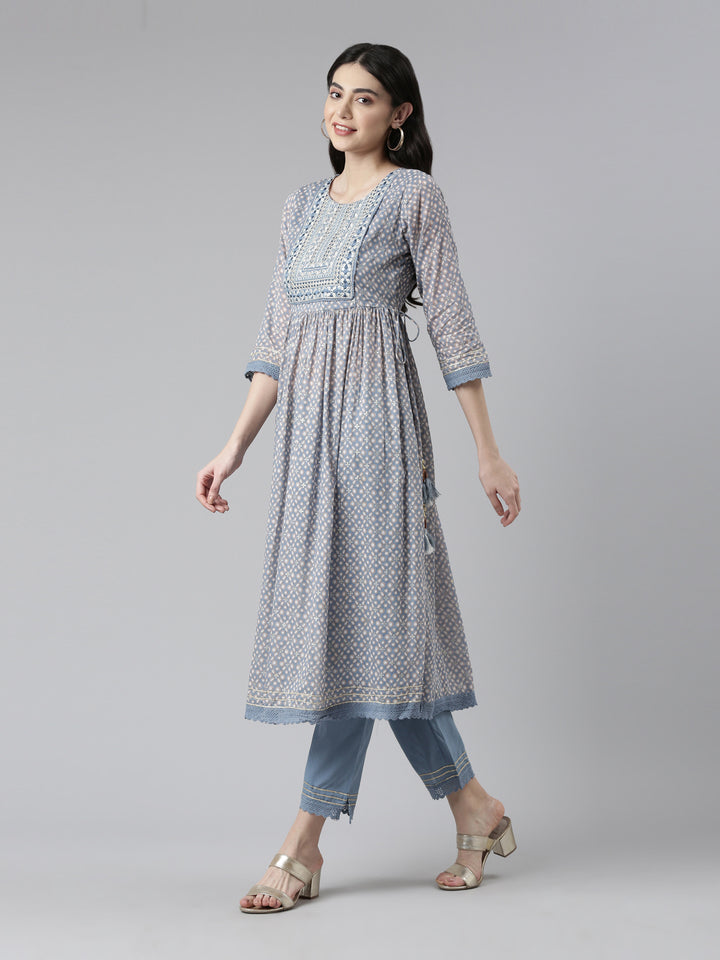 Neerus Multi printed mirror work pleated suit set - side view