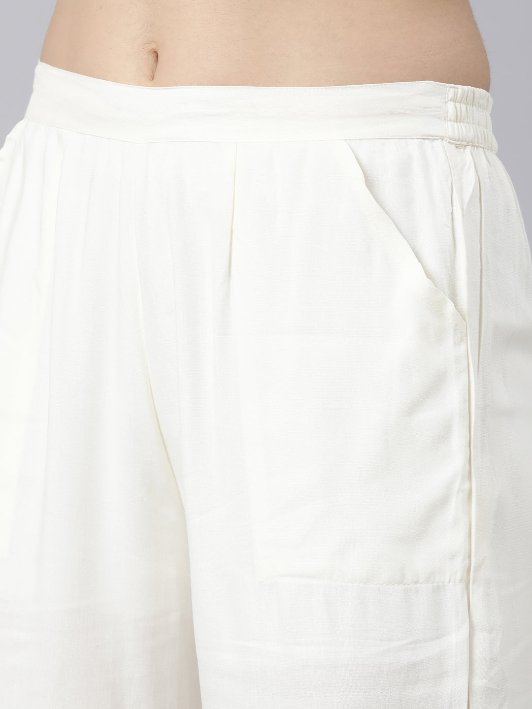 Neerus White printed floral straight suit set - detail view 3