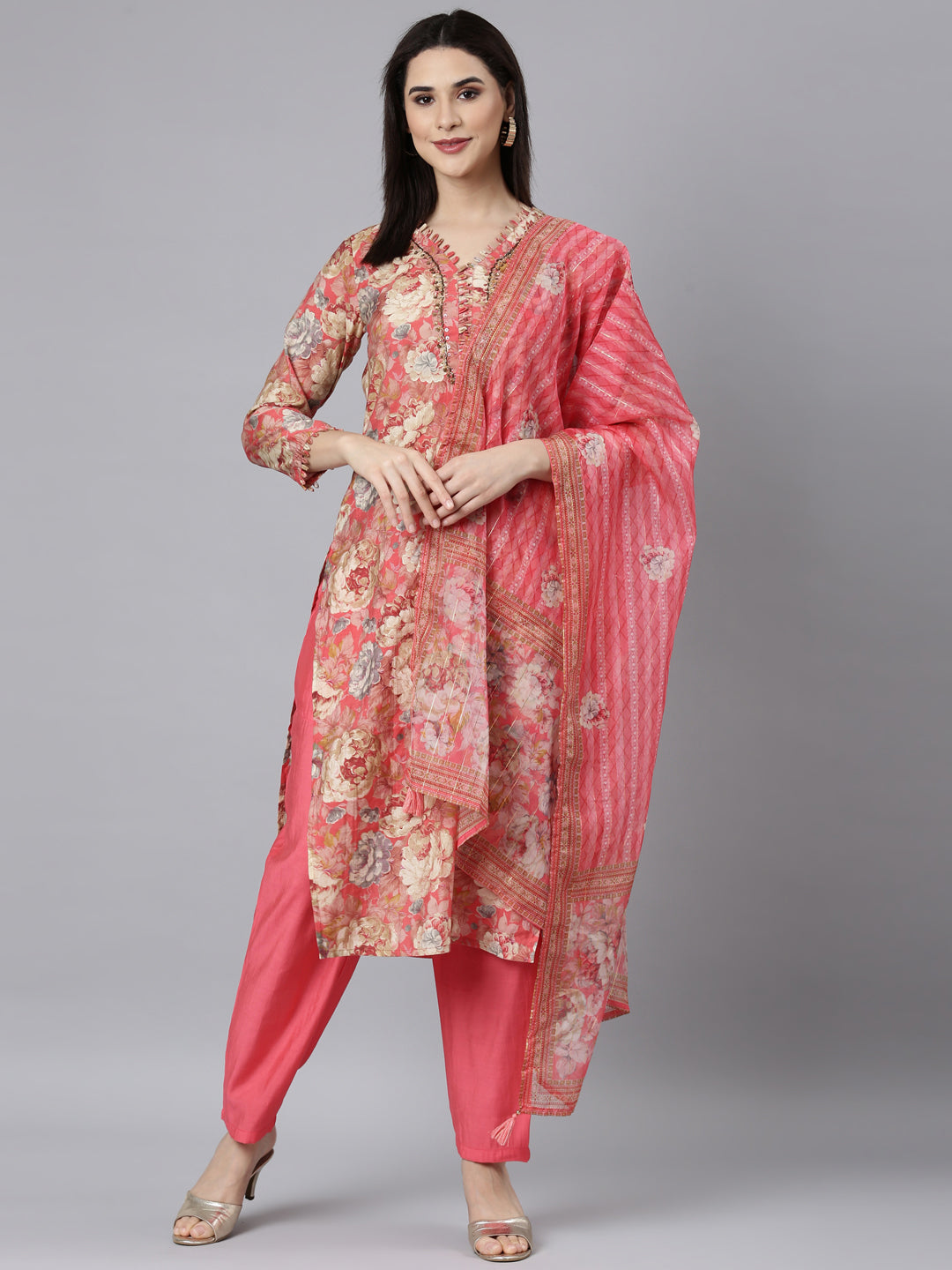 Neerus Pink floral printed straight suit set - detail view 2