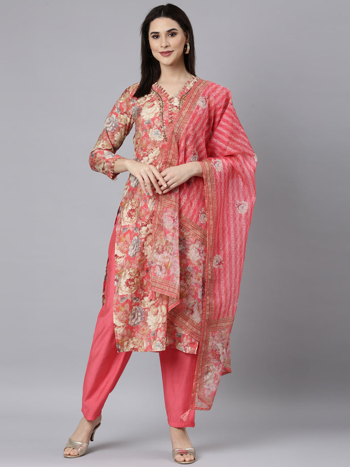 Neerus Pink floral printed straight suit set - detail view 2