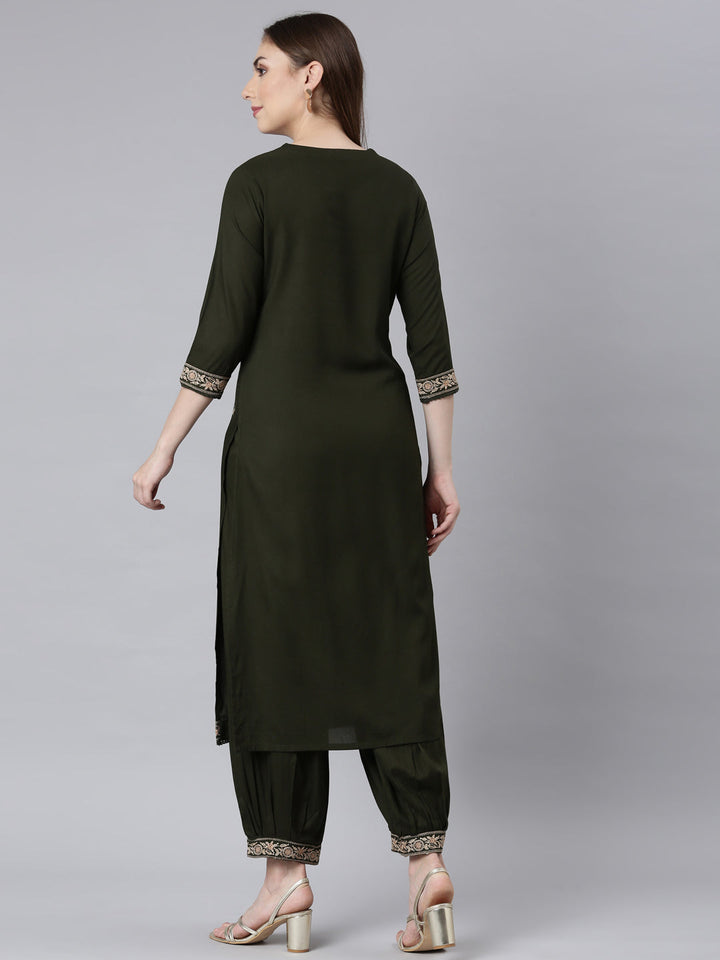 Neerus Green printed ethnic kurta set with churidar and dupatta - detail view 1