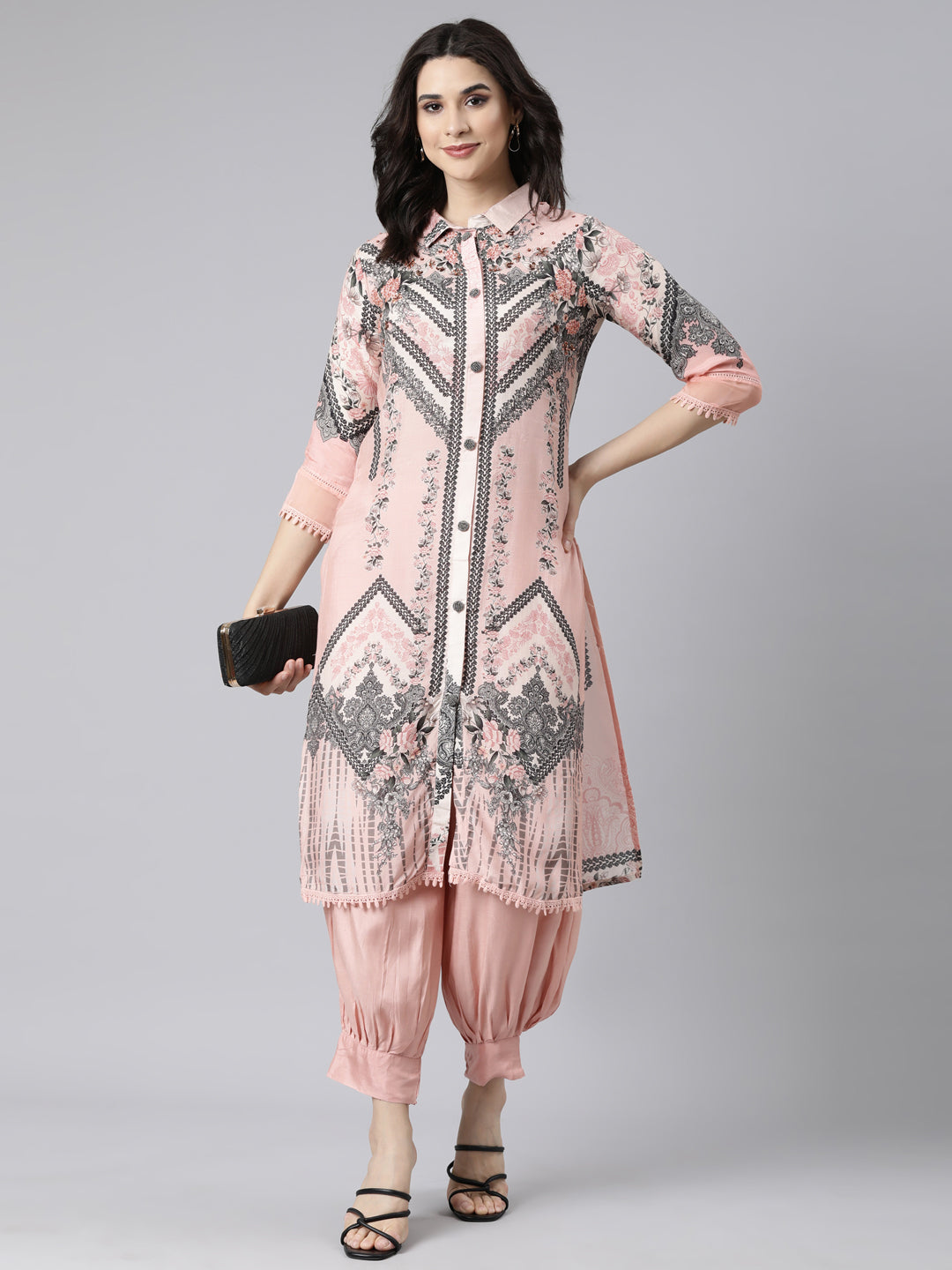 Neerus Pink cotton printed kurta set - detail view 2