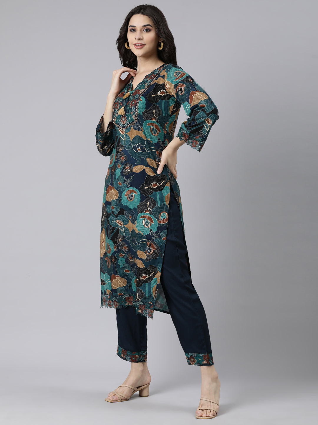 Neerus Blue printed floral straight suit set - back view
