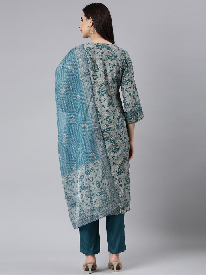 Neerus Blue printed paisley suit set - side view