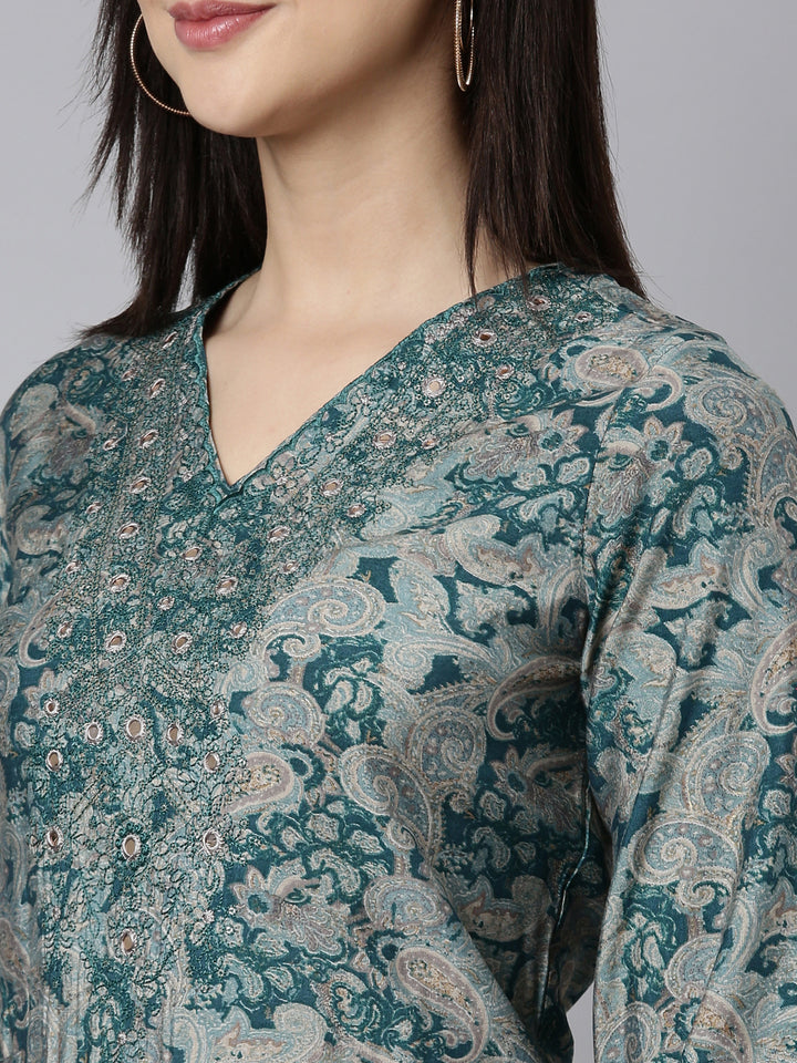Neerus Blue printed paisley suit set - detail view 1