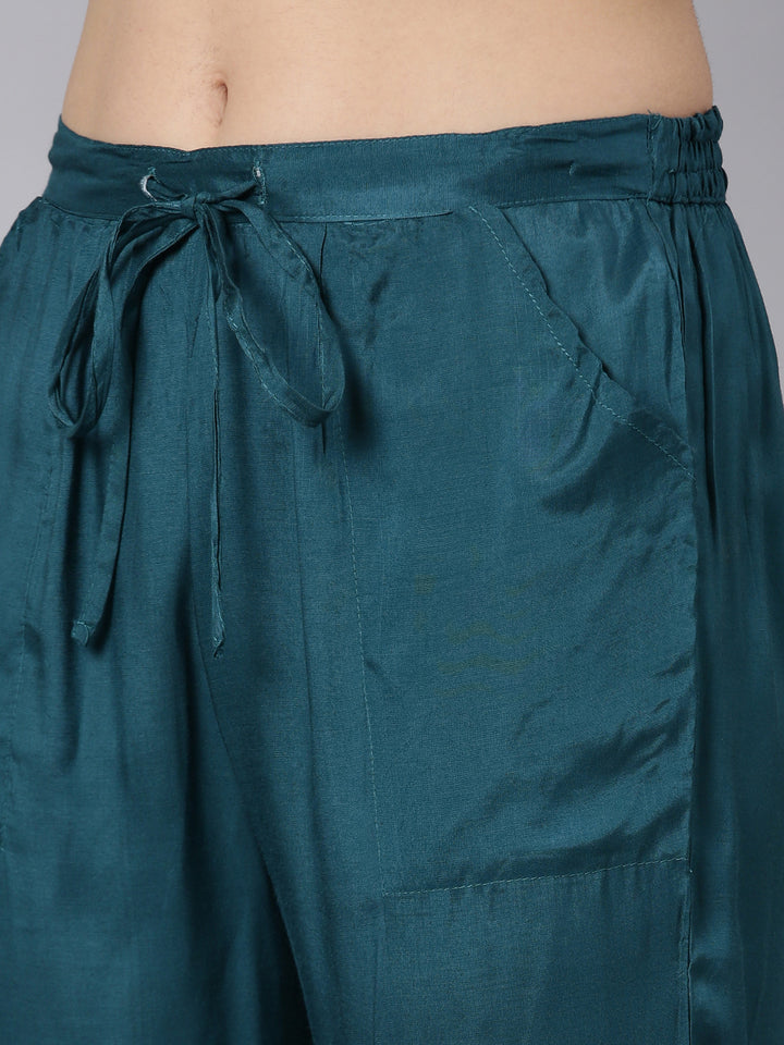 Neerus Blue printed paisley suit set - detail view 3