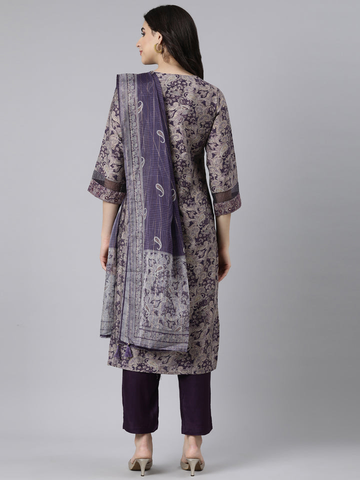 Neerus Purple printed paisley suit set - side view