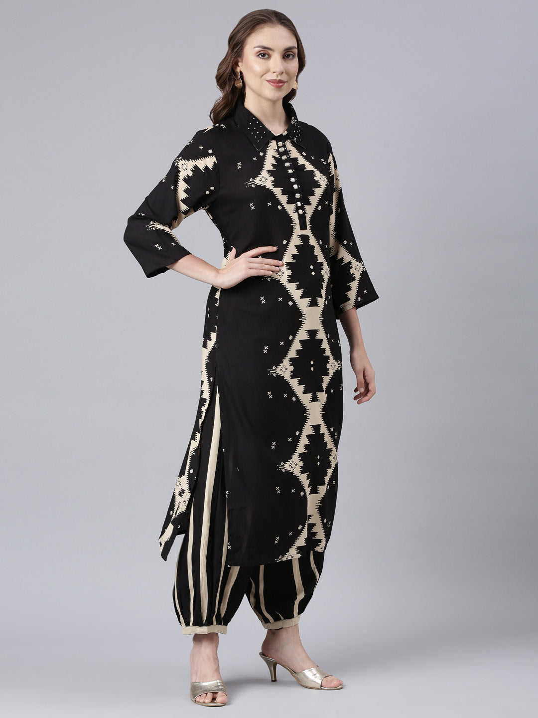 Neerus Black cotton printed kurta set with palazzo - side view