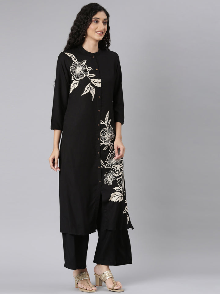 Neerus Black rayon printed kurta set - side view