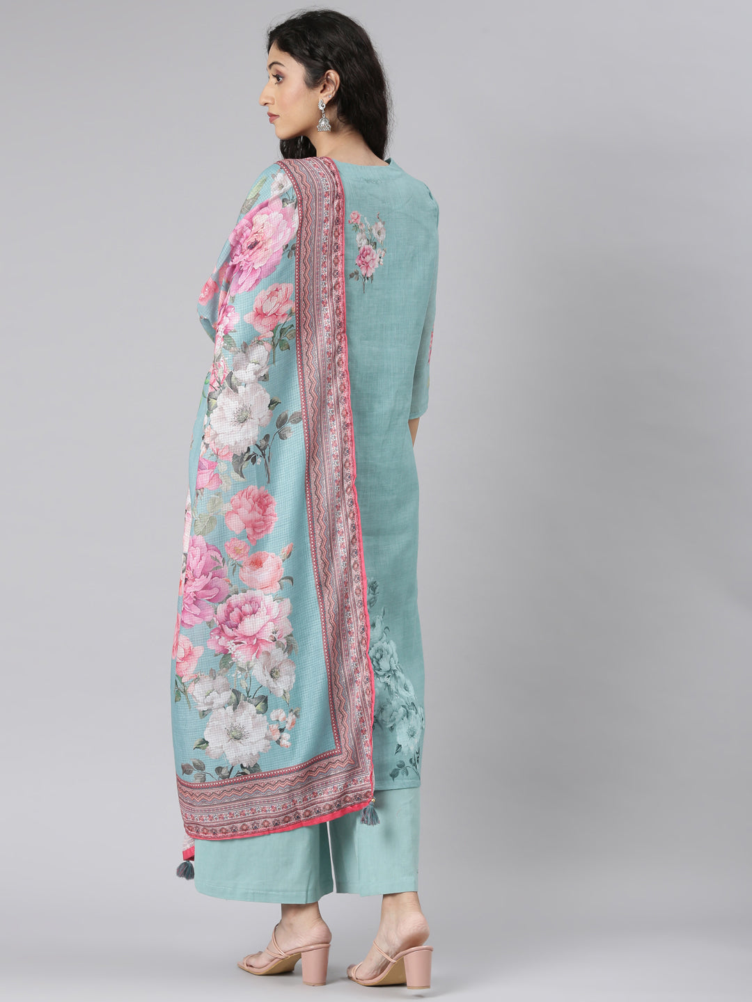 Neerus Green linen printed suit set - detail view 1