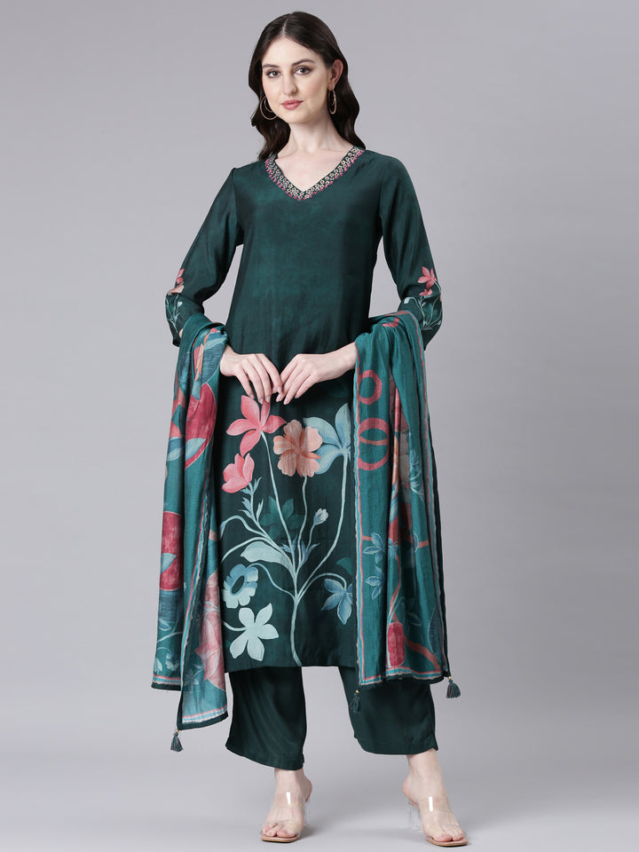 Neerus Green Printed Straight Kurta and Trousers With Dupatta