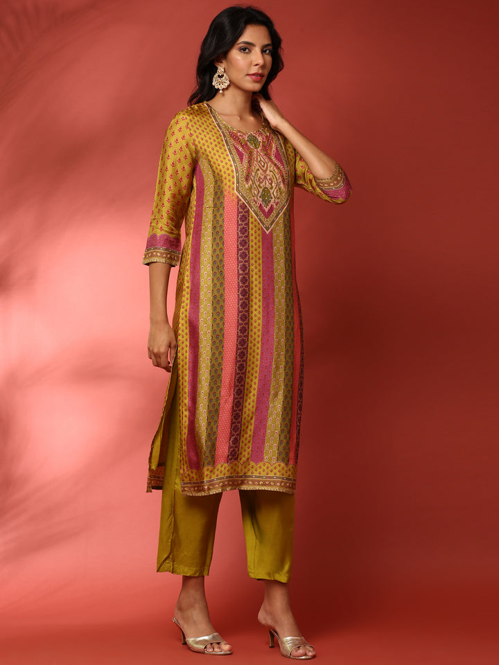 Multi color Muslin digital printed Three piece suit set