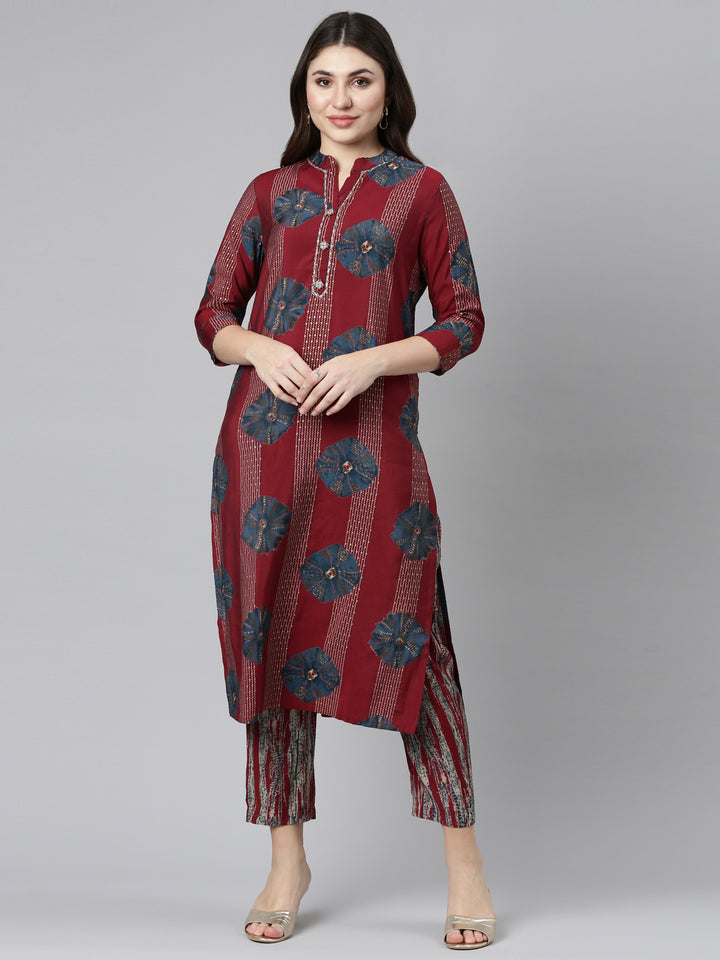 Neerus Maroon Regular Straight Printed Kurta And Trousers