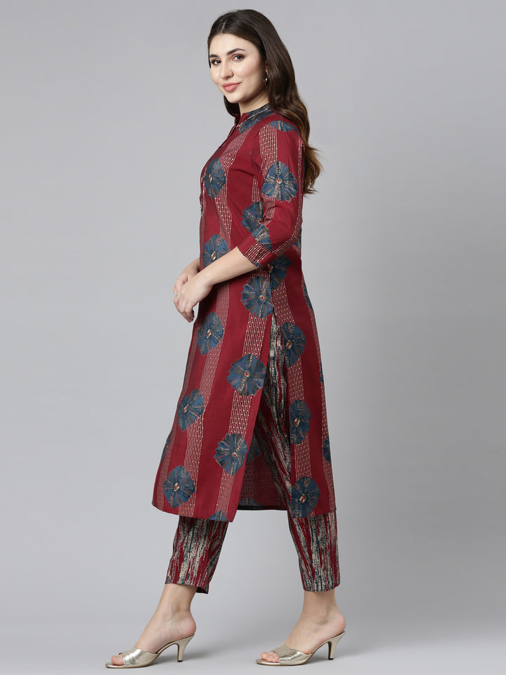 Neerus Maroon Regular Straight Printed Kurta And Trousers