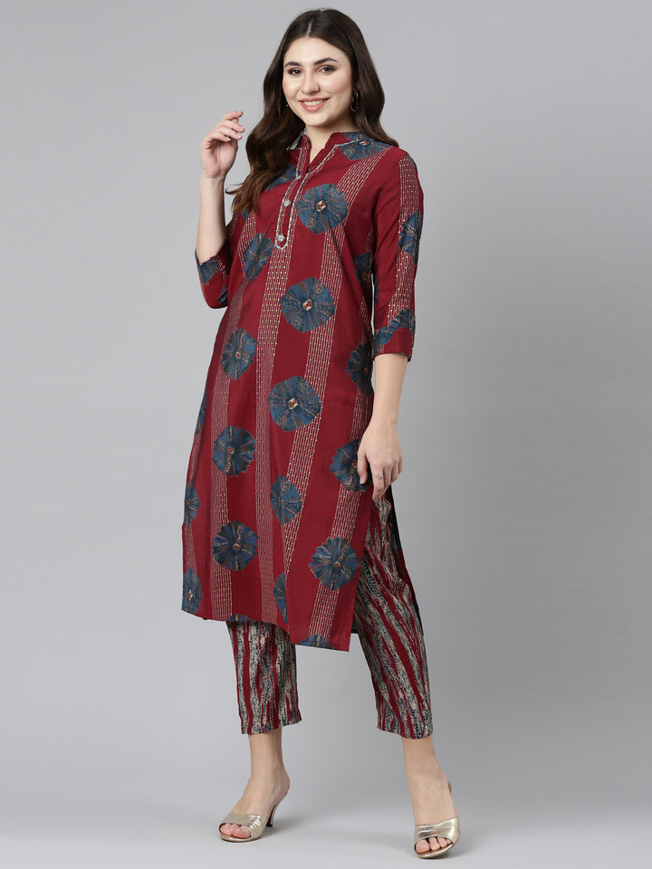 Neerus Maroon Regular Straight Printed Kurta And Trousers