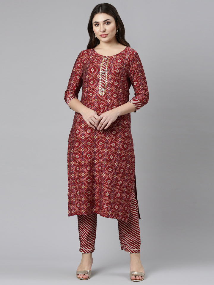 Neerus Maroon Regular Straight Printed Kurta And Trousers