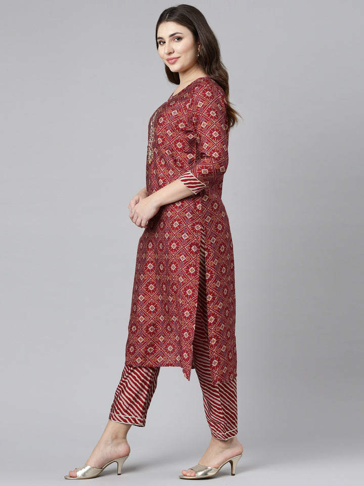 Neerus Maroon Regular Straight Printed Kurta And Trousers